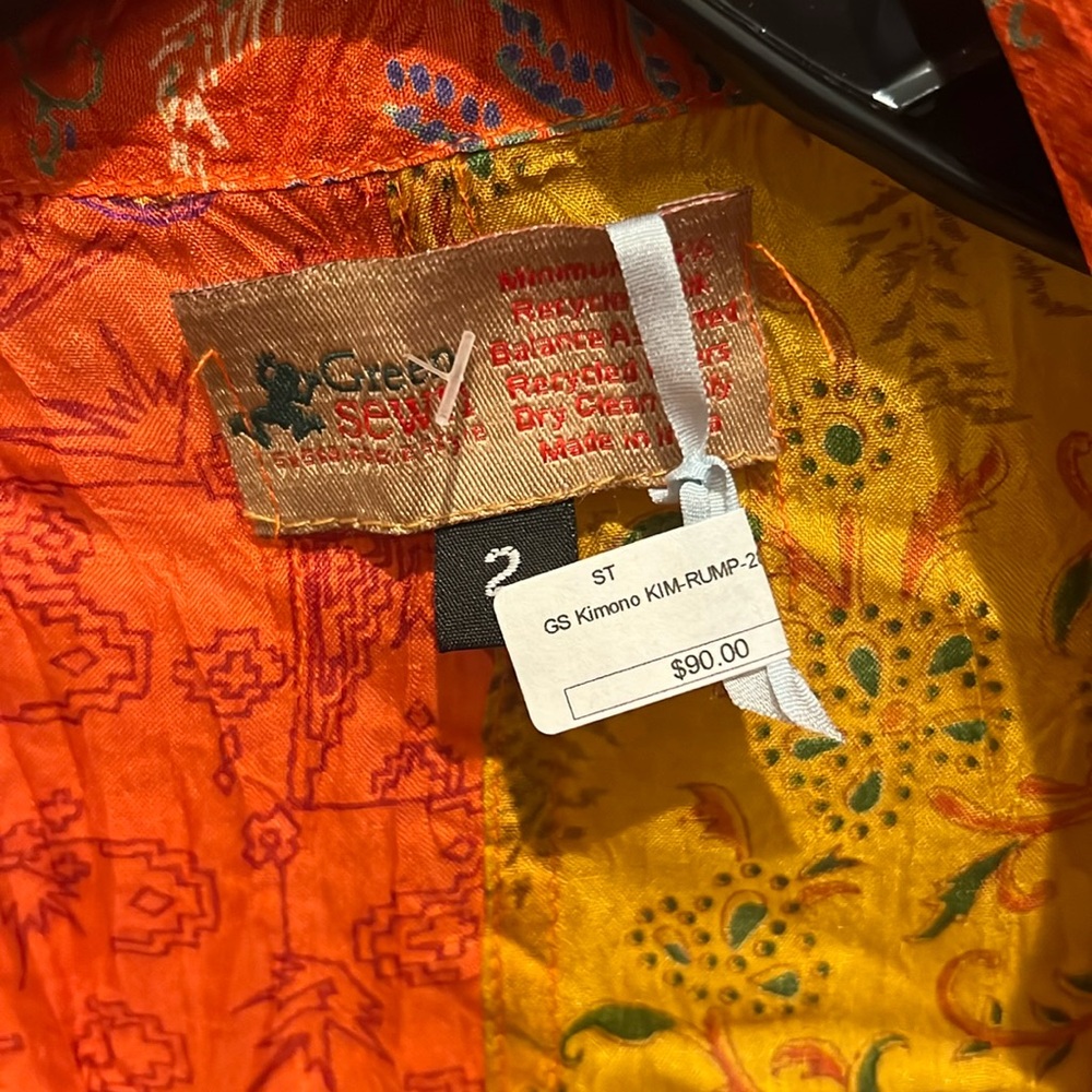 Green Sewn kimono, orange/gold/green, beautiful crepe size “2” 75% recycled silk - Picture 2 of 7